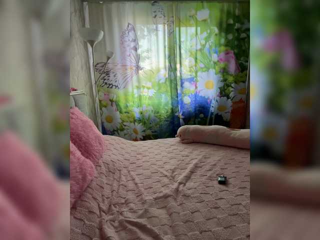 MiaLiaHot
