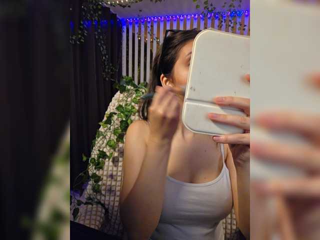 MiaLiaHot preview