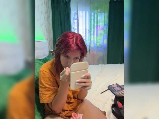 MiaLiaHot