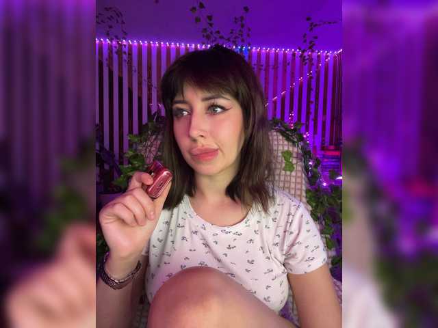 MiaLiaHot