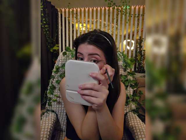 MiaLiaHot