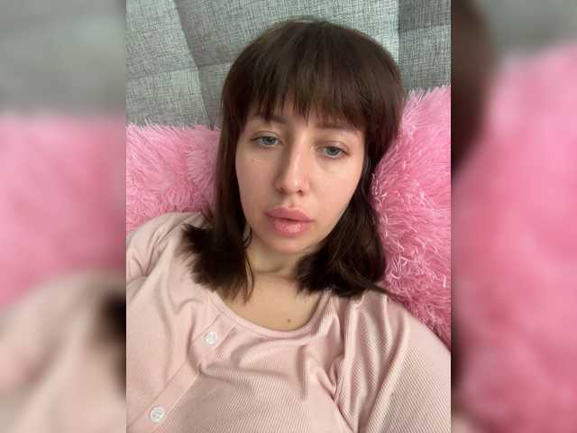 MiaLiaHot
