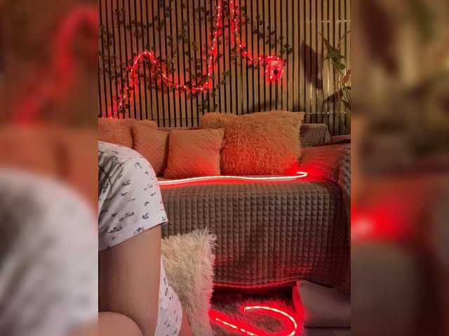 MiaLiaHot live cam on BongaCams