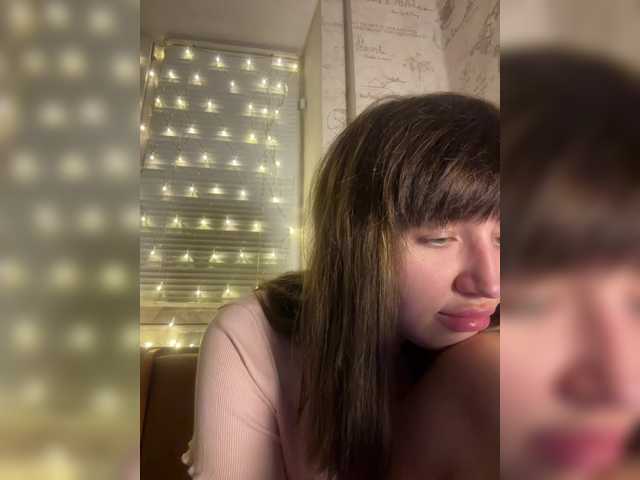 MiaLiaHot