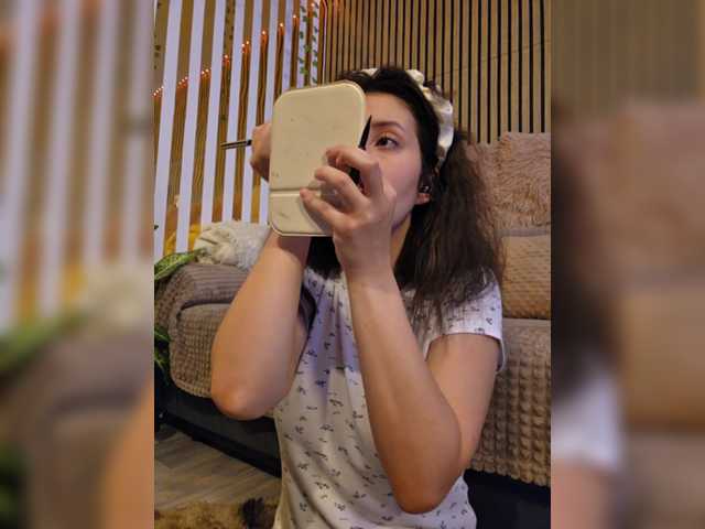 MiaLiaHot