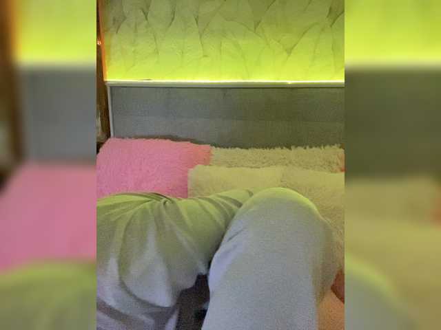 MiaLiaHot live cam on BongaCams