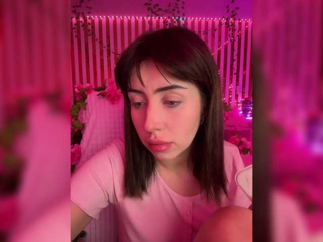 MiaLiaHot live cam on BongaCams