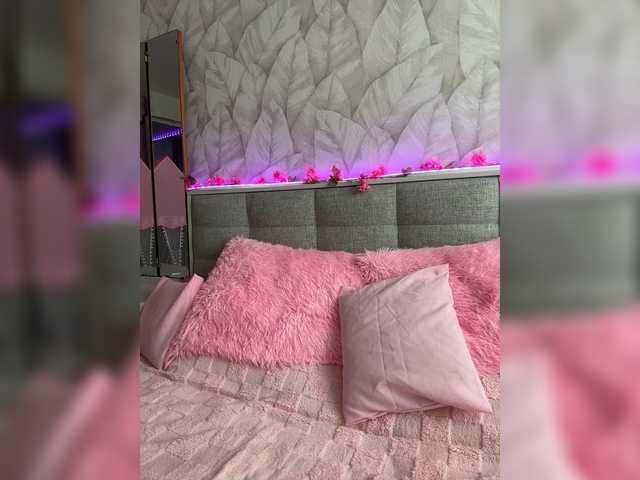 MiaLiaHot