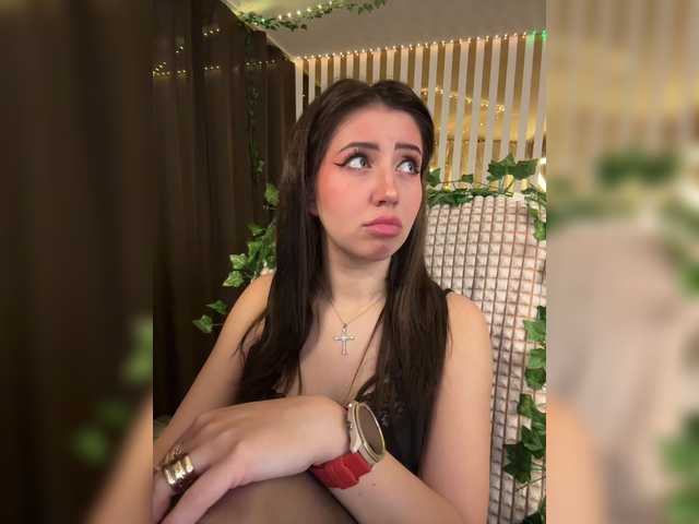 MiaLiaHot