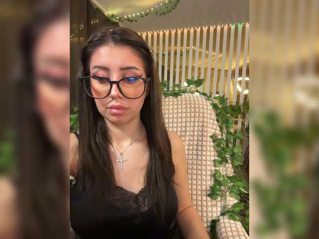 MiaLiaHot