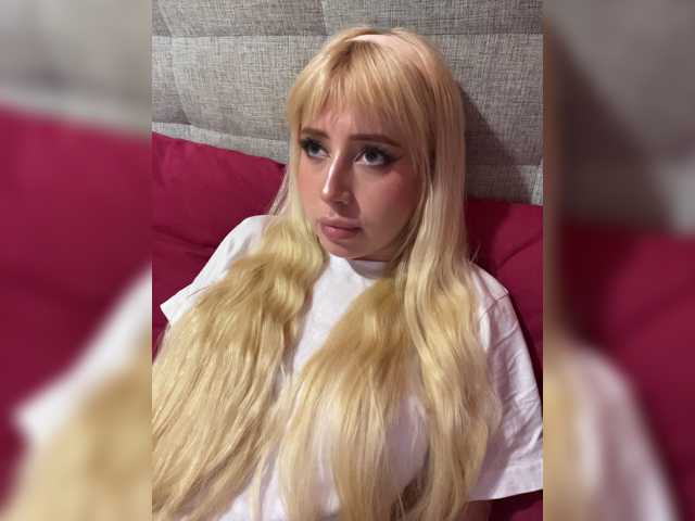 MiaLiaHot