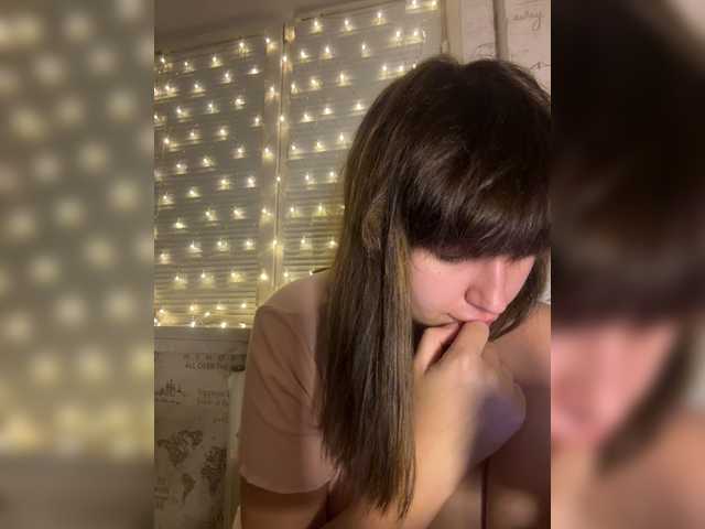 MiaLiaHot
