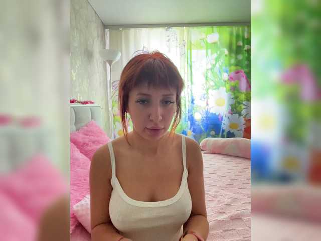 MiaLiaHot live webcam show