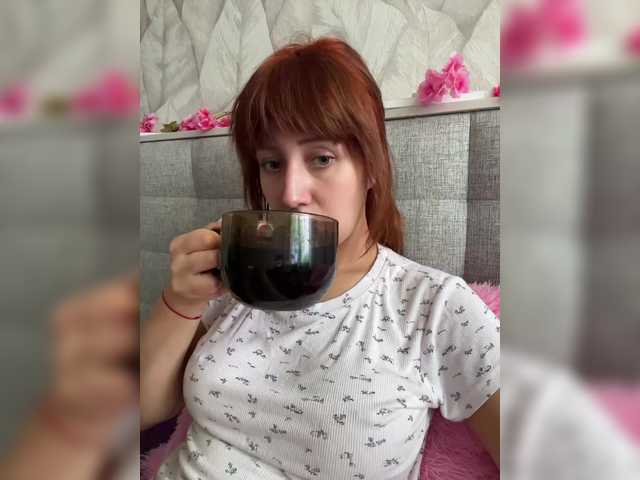 MiaLiaHot