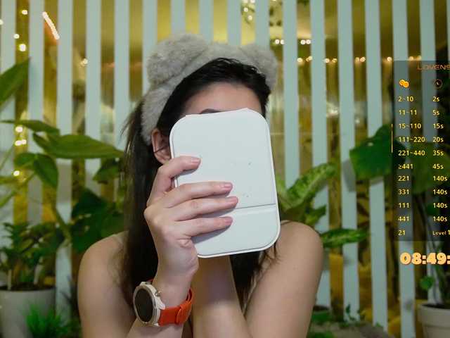 MiaLiaHot's BongaCams show and profile