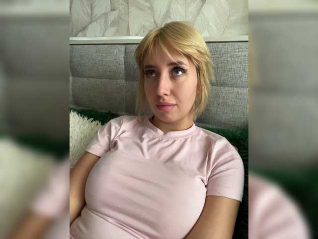 MiaLiaHot