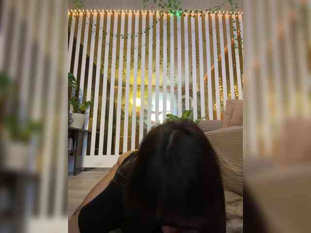 MiaLiaHot