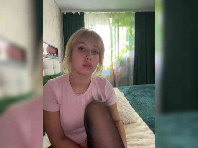 MiaLiaHot Live Webcam on BongaCams