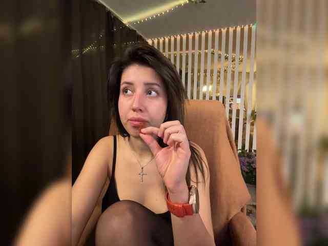 MiaLiaHot live show