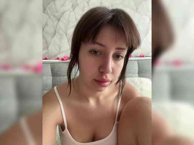 MiaLiaHot