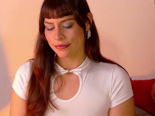 maggiebloom- live webcam show