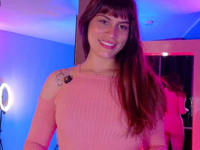 maggiebloom- live cam on BongaCams