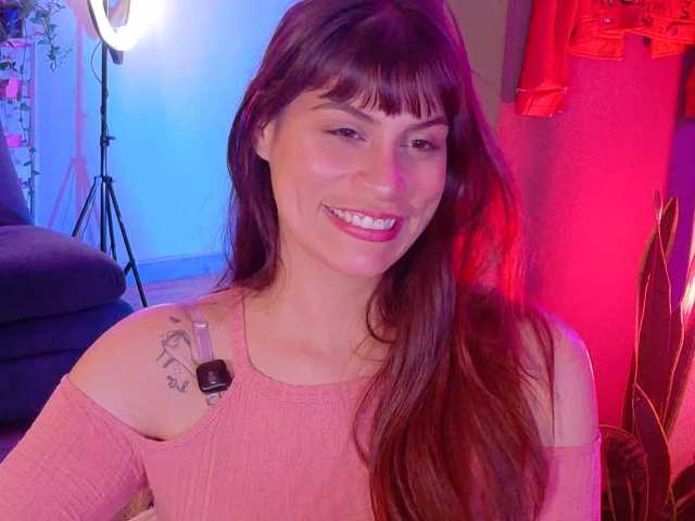 maggiebloom- live cam on BongaCams