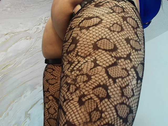 curvymilff live cam on BongaCams