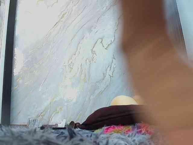 curvymilff webcam