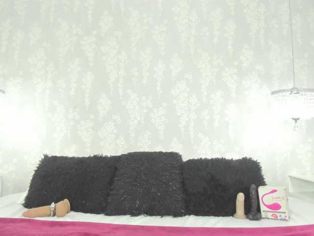 leigh-angels live cam on BongaCams