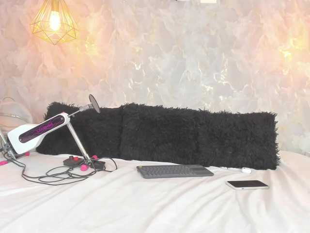 leigh-angels live cam on BongaCams