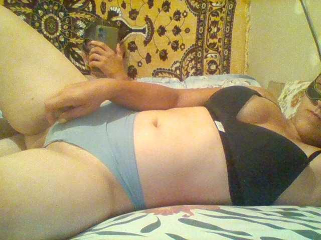 Alice-Patrik1 live cam on BongaCams