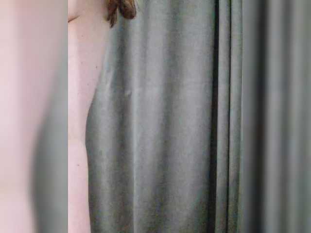 Malvina11 live cam on BongaCams