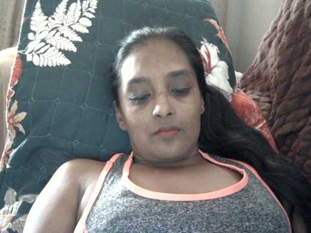 IndianSutraX, en directo ahora en BongaCams