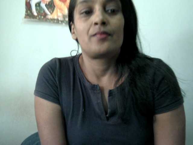 IndianSutraX live cam on BongaCams