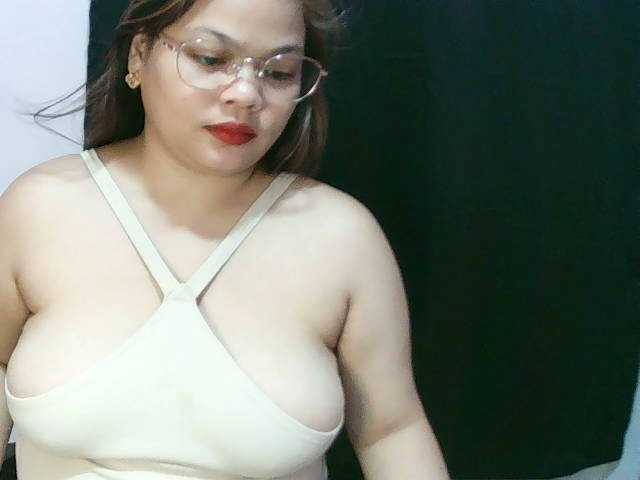 Lickmedaddy23 webcam bongacams model stream image