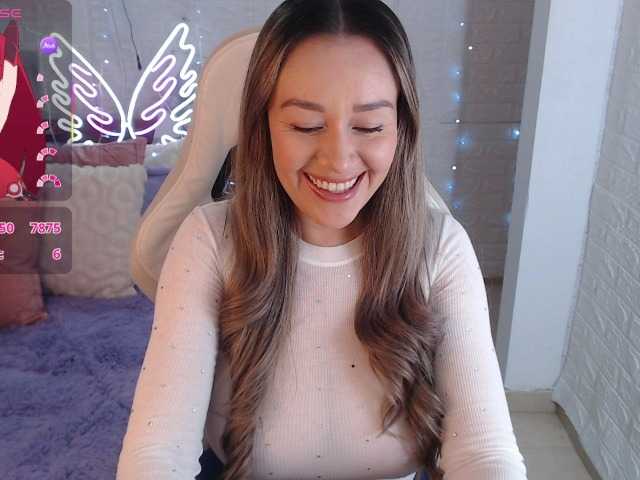 Natysweet22 live cam on BongaCams