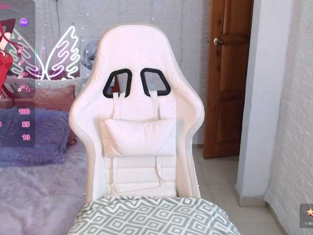 Natysweet22 live cam on BongaCams