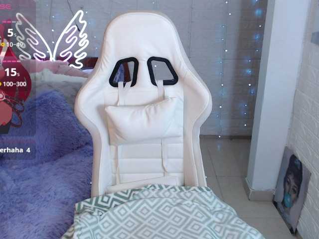 Natysweet22 live cam on BongaCams