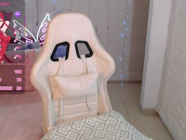 Natysweet22 live cam on BongaCams