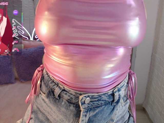 Natysweet22 live cam on BongaCams
