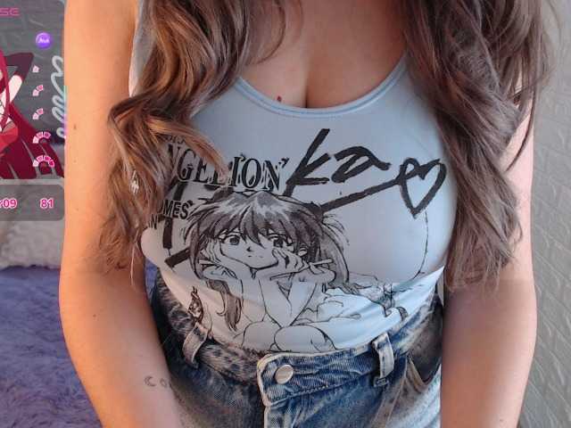 Natysweet22 live cam on BongaCams