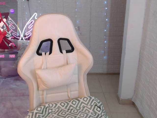 Natysweet22 live cam on BongaCams
