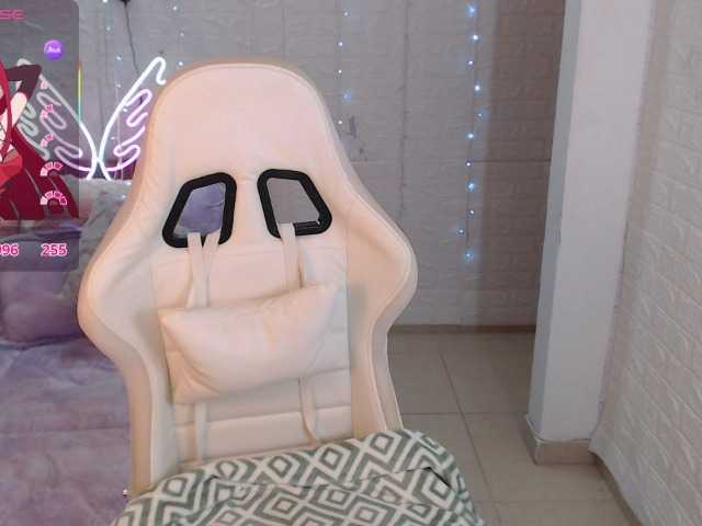 Natysweet22 live cam on BongaCams