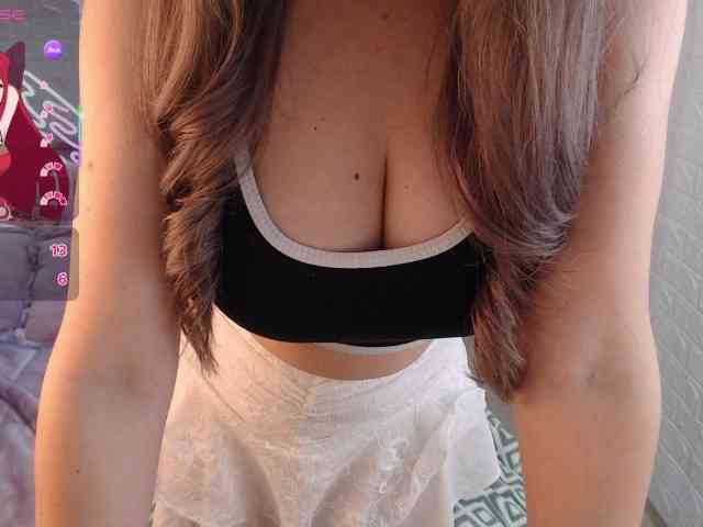 Natysweet22 live female cam on bongacams