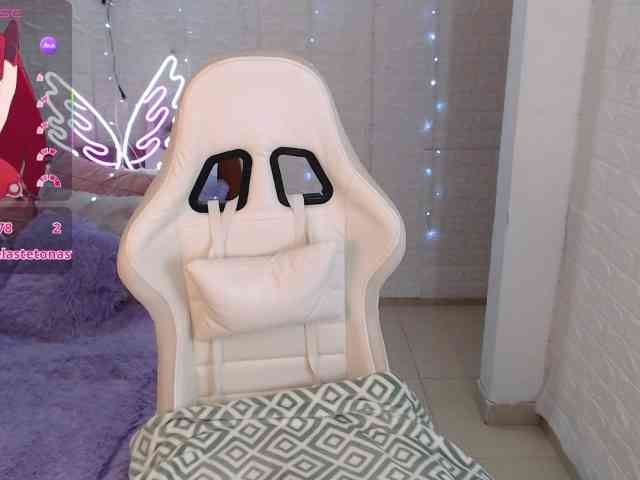 Natysweet22 webcam