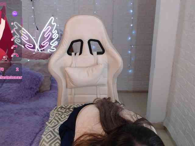 Natysweet22 webcam