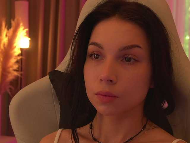 DrammaQueennnn live cam on BongaCams