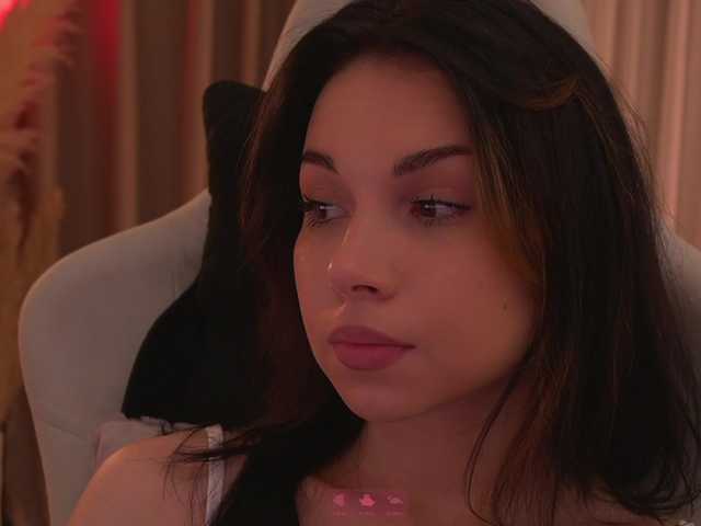 DrammaQueennnn live cam on BongaCams