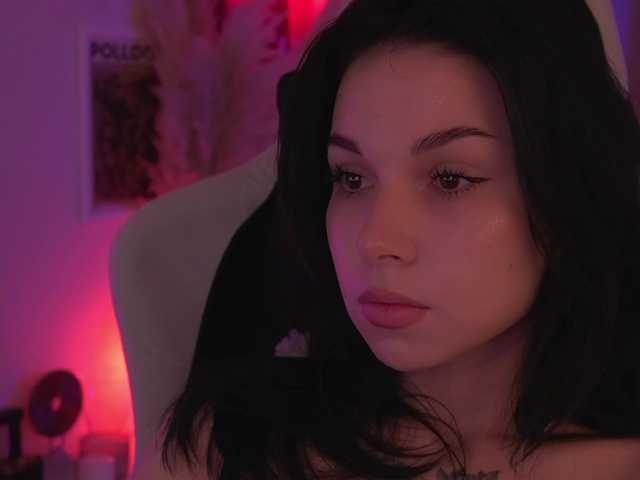 DrammaQueennnn live cam on BongaCams